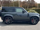 Land Rover Defender Image 5