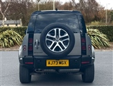 Land Rover Defender Image 6