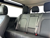 Land Rover Defender Image 4