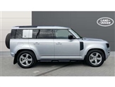 Land Rover Defender Image 5