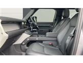 Land Rover Defender Image 3