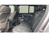 Land Rover Defender Image 4