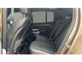 Land Rover Defender Image 4