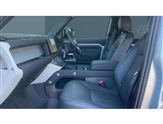 Land Rover Defender Image 3