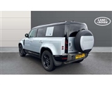 Land Rover Defender Image 2