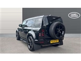Land Rover Defender Image 2