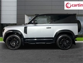Land Rover Defender Image 3