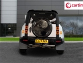 Land Rover Defender Image 6