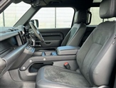Land Rover Defender Image 3