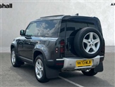 Land Rover Defender Image 2