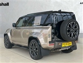Land Rover Defender Image 2