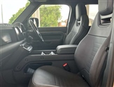 Land Rover Defender Image 3