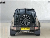 Land Rover Defender Image 6