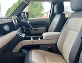 Land Rover Defender Image 3