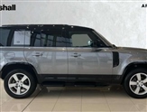 Land Rover Defender Image 5