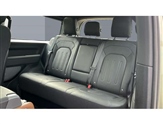 Land Rover Defender Image 4