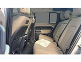 Land Rover Defender Image 4