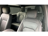 Land Rover Defender Image 4