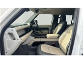 Land Rover Defender Image 3