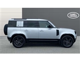 Land Rover Defender Image 5