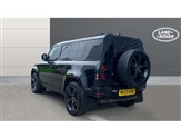 Land Rover Defender Image 2