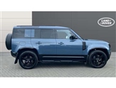 Land Rover Defender Image 5
