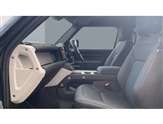 Land Rover Defender Image 3
