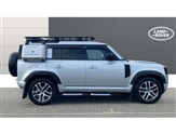 Land Rover Defender Image 3