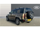 Land Rover Defender Image 2