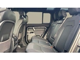 Land Rover Defender Image 4