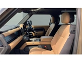Land Rover Defender Image 3