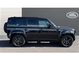 Land Rover Defender Image 5
