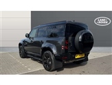 Land Rover Defender Image 2
