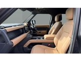 Land Rover Defender Image 3