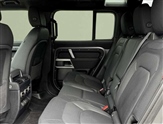 Land Rover Defender Image 4