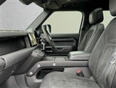 Land Rover Defender Image 3