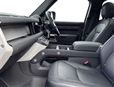Land Rover Defender Image 3