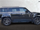 Land Rover Defender Image 5
