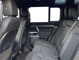 Land Rover Defender Image 4