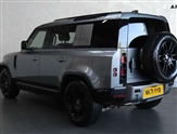 Land Rover Defender Image 2