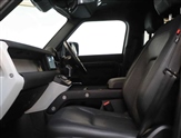 Land Rover Defender Image 3