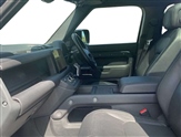 Land Rover Defender Image 3