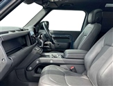 Land Rover Defender Image 3