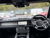 Land Rover Defender Image 3