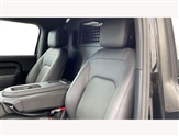 Land Rover Defender Image 4