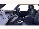 Land Rover Defender Image 3