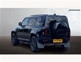 Land Rover Defender Image 2