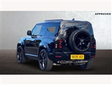 Land Rover Defender Image 2