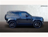 Land Rover Defender Image 6