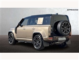 Land Rover Defender Image 2